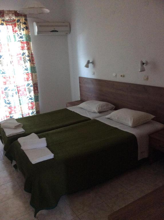 Fania Apartments room 4